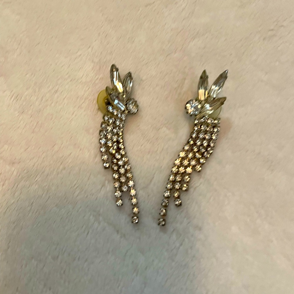 Vintage Elegant Silver Crystal Earrings